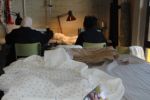 Ecosol de Cáritas Girona impulsa en Banyoles un taller de confección