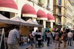 A un 1 año de la tienda de Moda Re-: celebración de Día del Reciclaje y el Comercio Justo en Huesca.