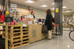 Inaugurada una nueva tienda de Ecosol de Cáritas Girona