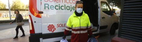 La actividad de reciclado textil es una de la que más crece en Solemccor de Cáritas Diocesana de Córdoba, proyecto apoyado desde la Convocatoria Moda Re- de incorporación de contenedores