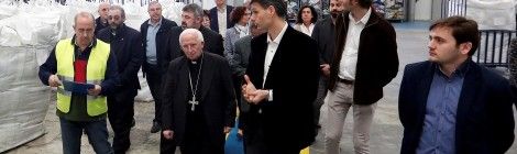 Visita de los obispos de Valencia, y de Teruel y Albarracín, a las instalaciones de Koopera Mediterránea